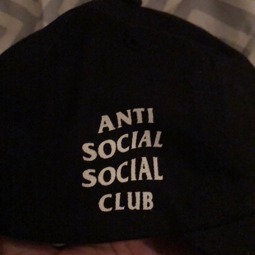 ASSC BLACK WEIRD CAP